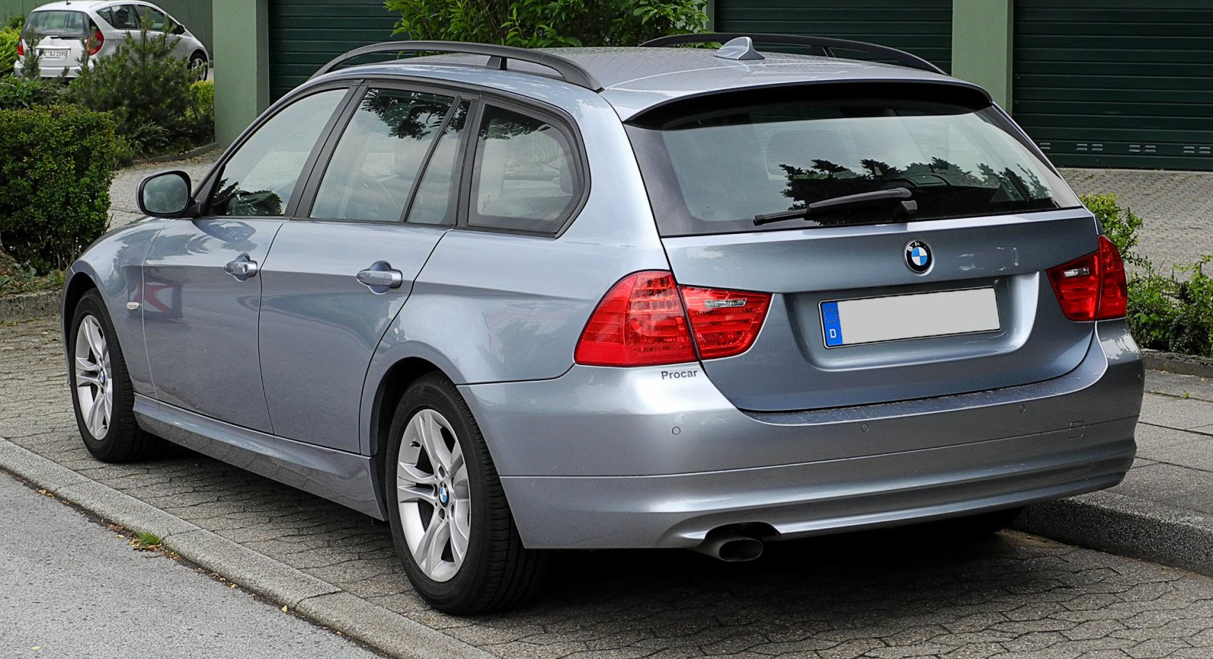 BMW 3 Series technical specifications and fuel economy